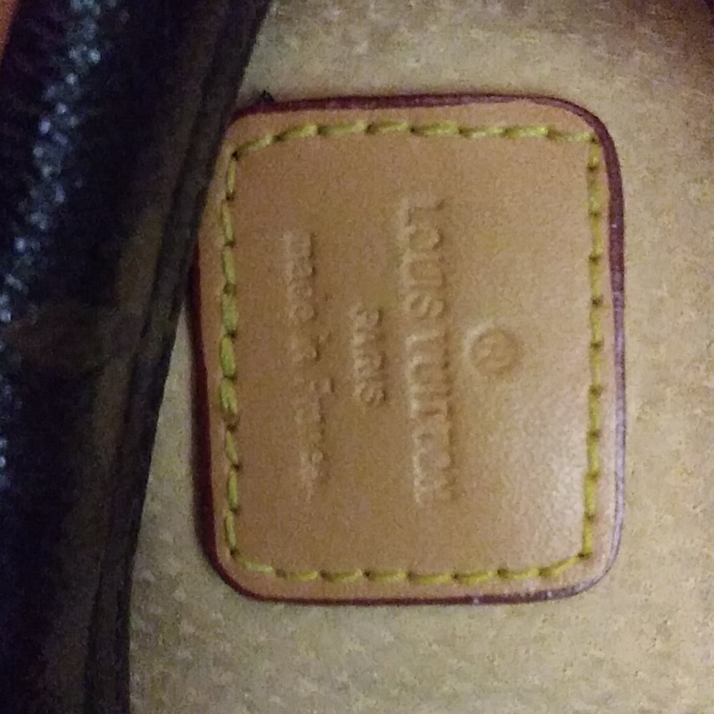 Louis vuitton purse - Picture 4 of 6